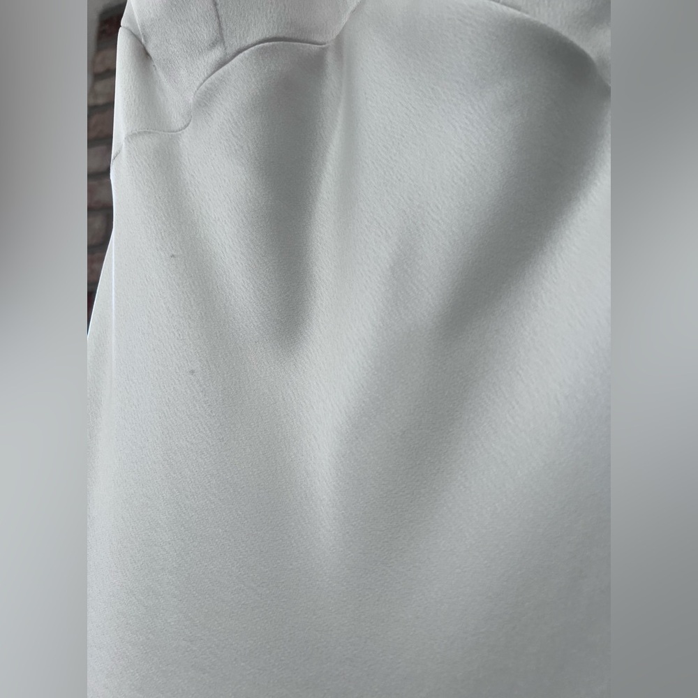 Jenny Yoo Marnie Biased-Cut Satin Wedding Dress. Size 8 - Picture 10 of 16